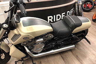 Veredelung eines Harley Sattels Veredelung eines Harley Sattels