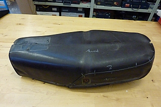 Alter Motorradsattel Alter Motorradsattel