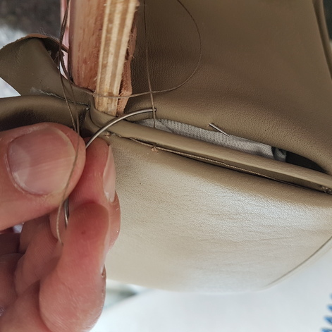 Wenn fr�h erkannt, lassen sich offene N�hte meist problemlos wieder nachn�hen.